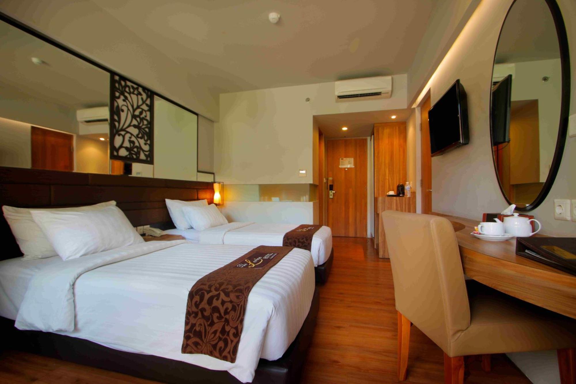 The Lerina Hotel Nusa Dua Exterior photo